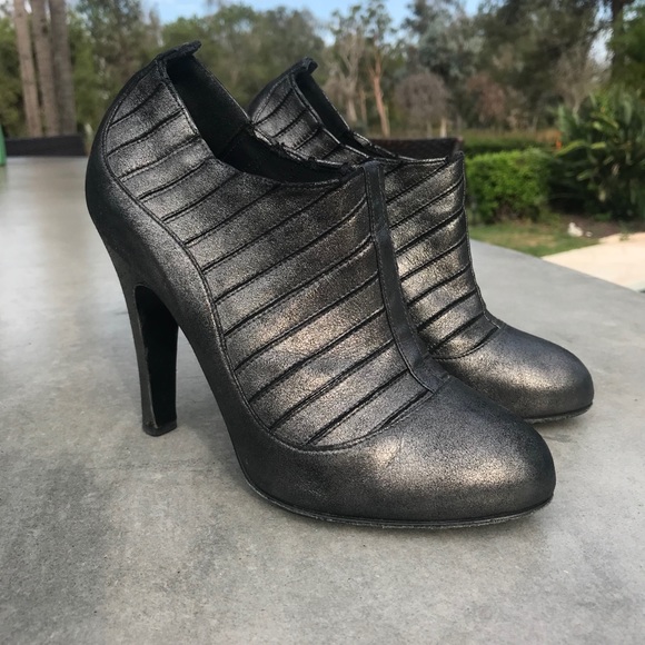 CHANEL Booties - Picture 2 of 4